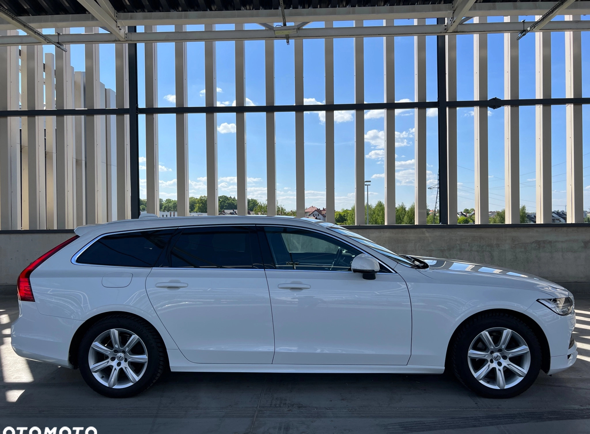 Volvo V90 cena 134900 przebieg: 99000, rok produkcji 2019 z Annopol małe 466